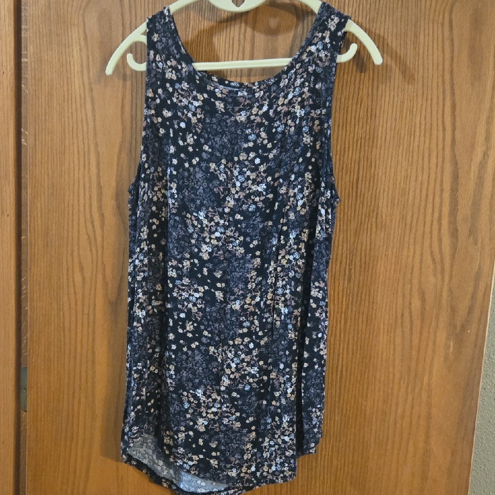Maurices Black and Floral Sleeveless Tank Top